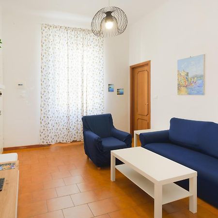 サンタ・マルゲリータ・リグレLa Casa Di Gino - A Due Passi Dal Mareアパートメント エクステリア 写真